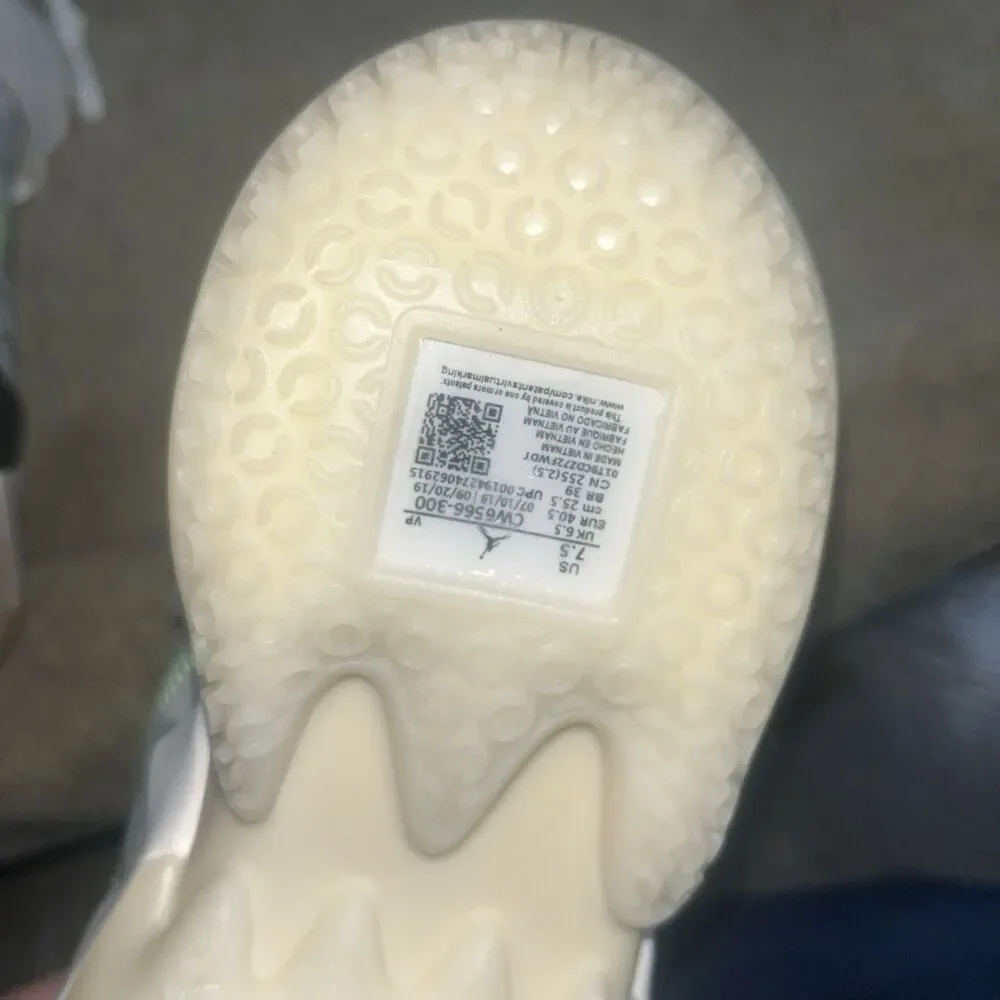 Jordan Why Not Zero .2 Se Mummy Size 7.5 Cw6566-300